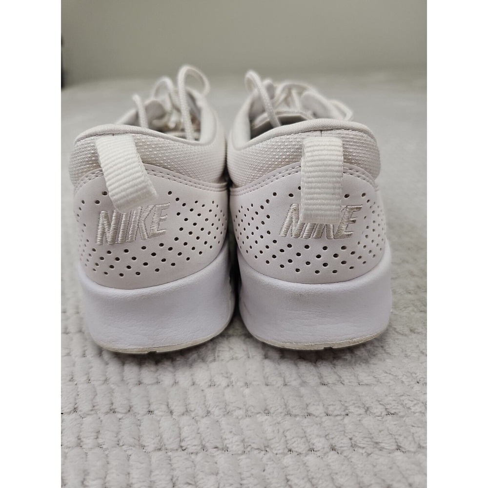 Nike Air Max Thea Womens 9 Sneakers Shoes Triple White 599409 115 - Picture 4 of 10